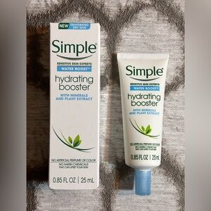 Simple Hydrating Booster Minerals and Plant Extract Sensitive Dry Skin